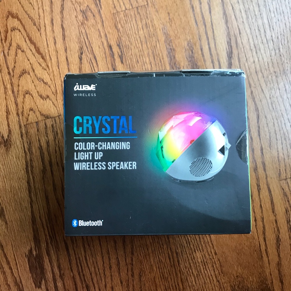 Crystal Color-Changing Wireless Speaker - Picture 3 of 4
